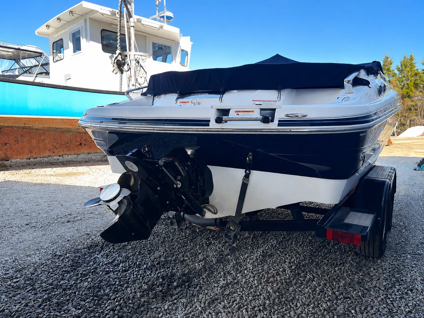 Glastron GLS 215 stern on trailer